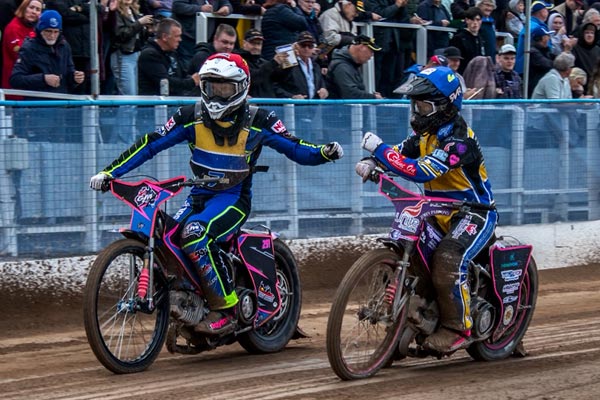 Gladiators snatch victory